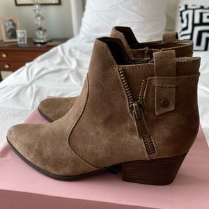 Crown Vintage suede boots LIKE NEW